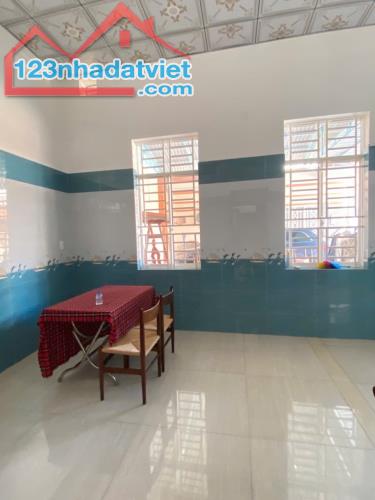 CHỦ GỞI BÁN NHÀ MÁI THÁI DT: 117M (NGANG 9M) NGAY CẦU MỚI HOÁ AN. GIÁ CHỈ 2,6 TỶ - 3