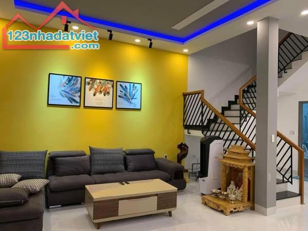 Lô góc Hói Kiếng 6 -Nam Hòa Xuân - Hòa Quý- Giá chỉ 7,65 tỷ .