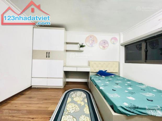 Nhà Định Công 42m2 x 5T, ngõ 3m, nhà mới, ở luôn, 5.89 tỷ, SĐCC - 4