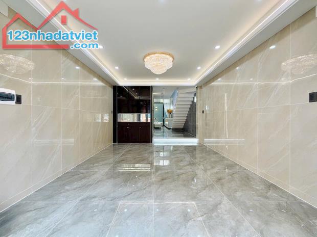 Bán Siêu Phẩm Nhà Phố Có Thang Máy Đường Quang Trung,  Phường 11, Quận Gò vấp, Hồ chí Minh - 1