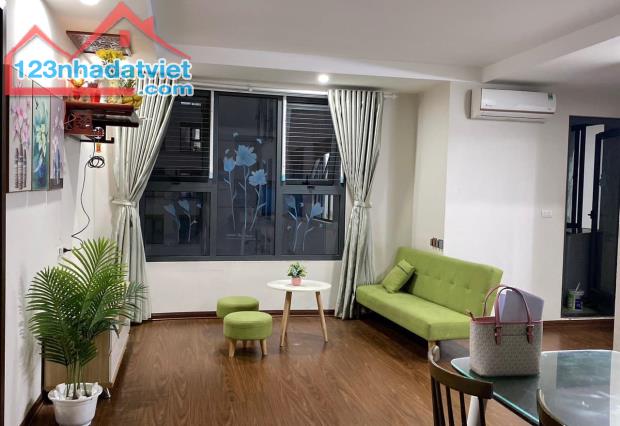 Cho thuê căn hộ 3 ngủ full đồ tại Hanoi Homeland Long Biên 78m, giá 11tr/th LH: 0395432616