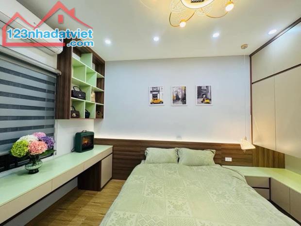 Nhà Nguyễn Khánh Toàn Ô Tô Cầu Giấy Chỉ Hơn 5 Tỷ Hiếm - 2