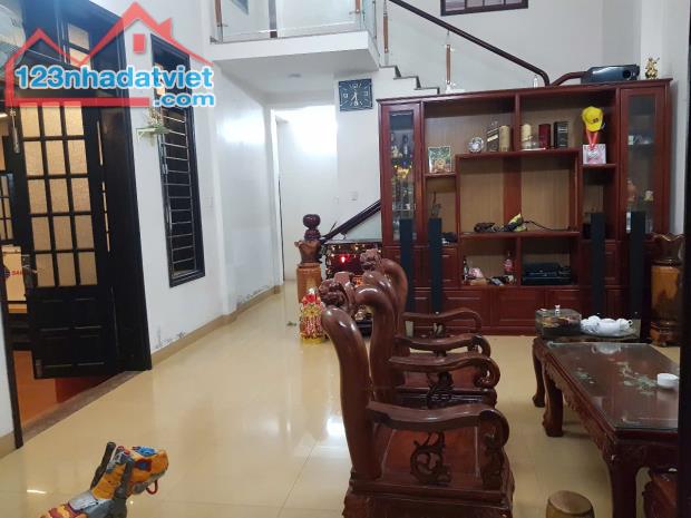 BÁN NHÀ 2 TẦNG DT 194M2 NGANG 10M KHU VÂN ĐỒN SƠN TRÀ ĐÀ NẴNG