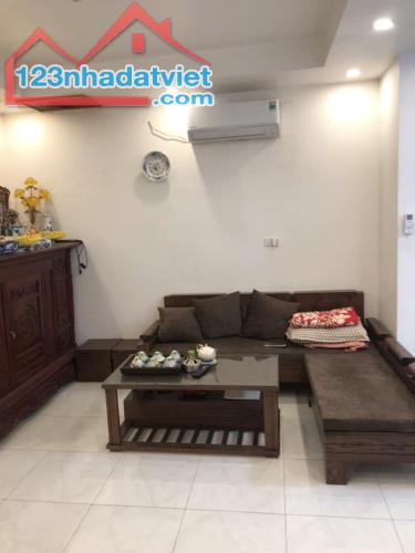 Rice City Sông Hồng-Thượng Thanh-Long Biên-70m 2n2wc tầng trung-full nội thất-giá 3.5 tỷ