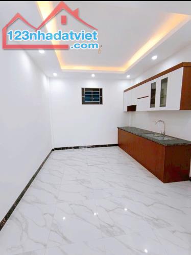 🏡 BÁN NHÀ PHỤNG CHÂU - 31M² - MẶT TIỀN 3M - GIÁ TỐT 📢 - 2