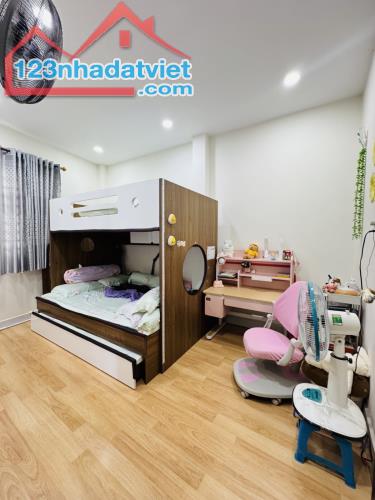 🔥 NHÀ GIÁ TỐT TÂN BÌNH GIÁP NGAY KHU VIP LỮ GIA - QUẬN 11 - 71M2 - 3 TẦNG - Ô TÔ- 8.8 T🔥