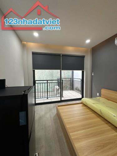 Studio giá rẻ ban công thoáng Bình Thuận Quận 7