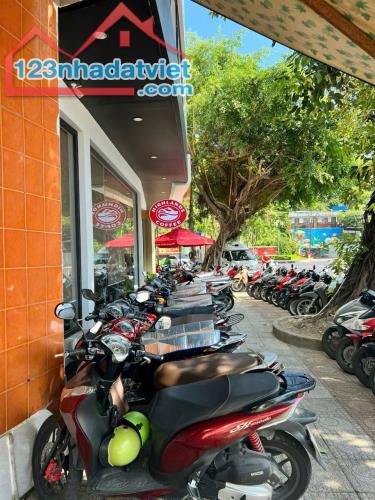 Bán nhà 2 tầng mặt tiền Phạm Văn Đồng view biển đường 26m giá 8 tỷ 800 - 3