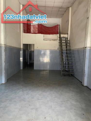 B.án nh.à Bình Tân 4x20m, 2 tầng, hẻm xe hơi, giá 3.x tỷ - 3
