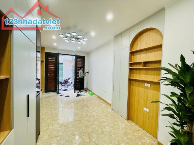 Bán nhà phố Trần Hoà- Hoàng Mai, 35m2-5T ngõ OTO tránh giá 8,3Tỷ. - 3