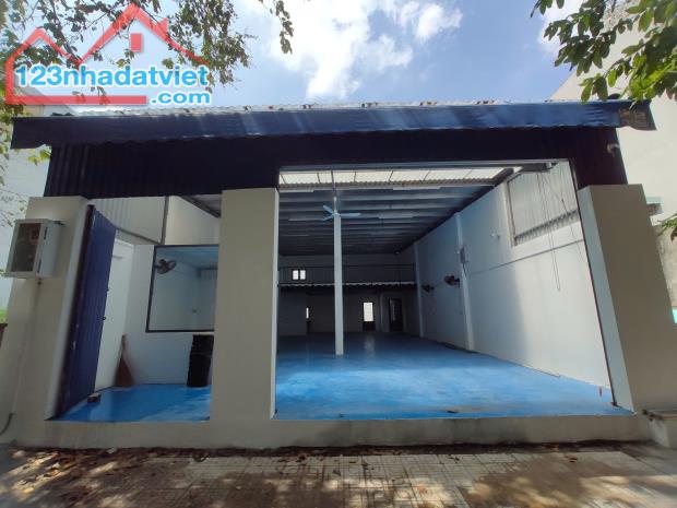 Chính Chủ Bán Nhà Xưởng  - Tiện Làm Văn Phòng, Kho Hàng Mặt Tiền Đường 16m - Giá Chỉ 23 tỷ
