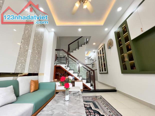 BÁN NGAY NHÀ 2 MẶT, HẺM XE HƠI,  CỐNG LỞ, TÂN BÌNH, 4X17M, GIÁ 5,35 TỶ