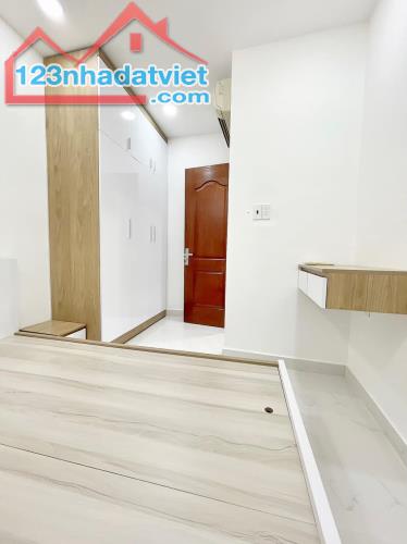 Nhà trọ Gần ĐH FPT, ĐH Hutech ĐS 4 TĐ 27m2 Chỉ 2 triệu 5