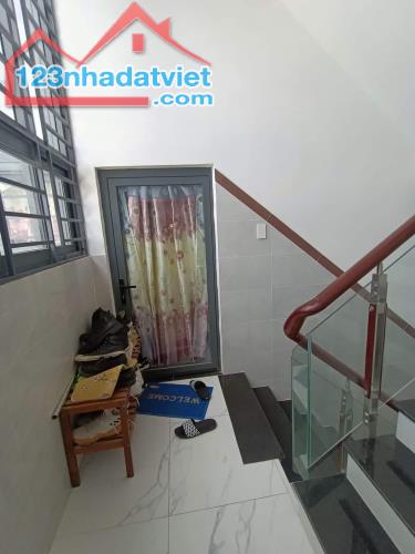 DUPLEX gần ĐH Tài Chính, ĐH FPT, ĐH HuTeck chỉ 2 Tr 4 - 2