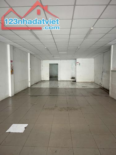 Cho thuê nhà Mặt tiền Tân Kỳ Tân Quý 180m2 - NGANG 6M - 3