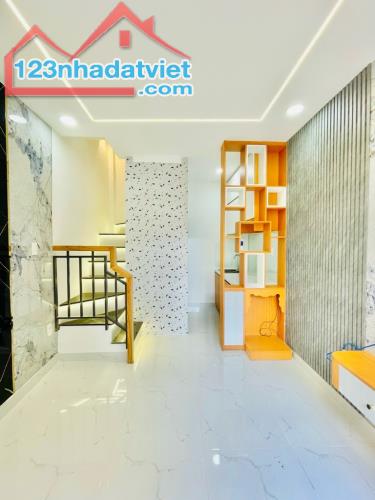 🔥2.x Tỷ Nhà Mới Xây SHR - P5 Gò Vấp. HXT Thông, Sát ĐH Văn Lang!!  🏠 - 1