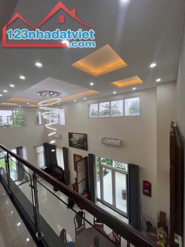 BIỆT THỰ SÂN VƯỜN VILLA PARK DT322M NGAY VÒNG XOAY LIÊN PHƯỜNG,GIÁ CHÀO 43TỶ TL,QUẬN 9. - 1