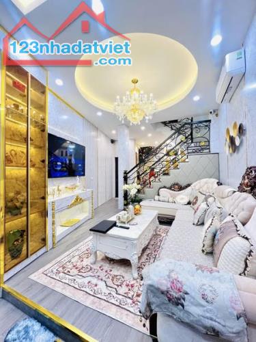 Nhà Trường Chinh Thanh Xuân Mới Đẹp 50m2 5 Tầng Ôtô Đỗ Cửa Full Đồ Ở Ngay Giá 11,x Tỷ