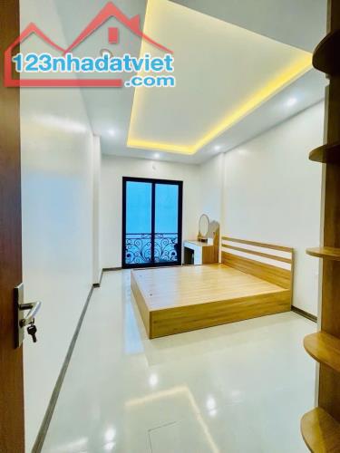 Bán nhà Bùi Xương Trạch ngõ thông ô tô tránh 46 m2 nhỉnh 8 tỷ - 2