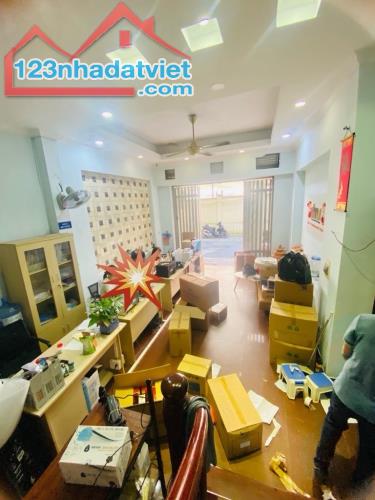 HIẾM! LIỀN KỀ BƯỞI: VP/KD/ Ở ĐỈNH- OTO TRÁNH- MẶT TIỀN RỘNG- DÂN TRÍ CAO- - 1