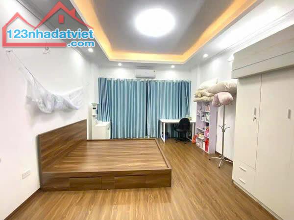 Bán nhà ngõ 622 ôtô vào. Minh Khai 50m2 4T MT 4.6m giá nhỉnh 9 tỷ Hai Bà Trưng. 0947913839 - 4