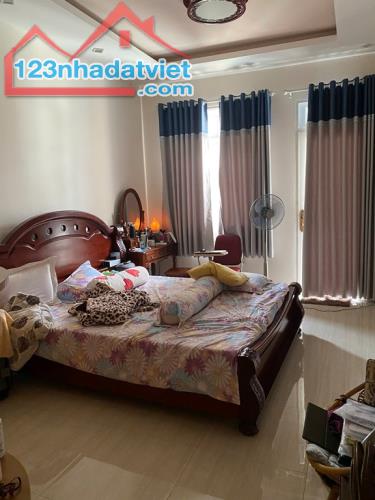 NHÀ ĐẸP - GIÁ TỐT - CHÍNH CHỦ Cần Bán Nhà Đông Bình,  Phường 15, Quận 8, TP Hồ Chí Minh - 2