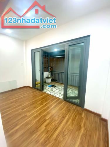 NHà Đẹp Giá Quá Rẻ 2 Tầng 46m2  SHR Hiệp Thành  Lê Văn Khương Quận 12 Sát Gò Vấp - 2