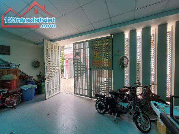🌸Bán nhà C4 trung tâm Hoàng Diệu 2, Linh Trung, Thủ Đức, Hẻm xe hơi 10m. Pháp lú chuẩn. - 2