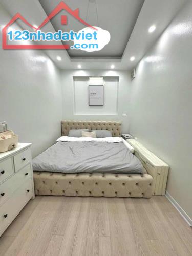 🏡 Biệt thự Hàn Quốc Quận Từ Liêm – Mặt ngõ ô tô, MT 5.7m, kinh doanh sầm uất, giá chỉ 8 - 4