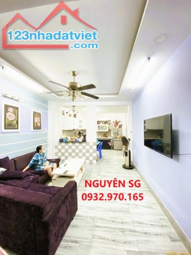 3 TẦNG MỚI ĐẸP - DT 84 M2 (4 x 21) - NGUYỄN VĂN NGHI - NGAY CHỢ GÒ VẤP. - 1