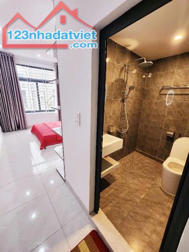 NHÀ MỚI XÂY 5 TẦNG, GIÁP TIMECITY MINH KHAI, SỔ ĐỎ 32M2; 5,75 TỶ - 1