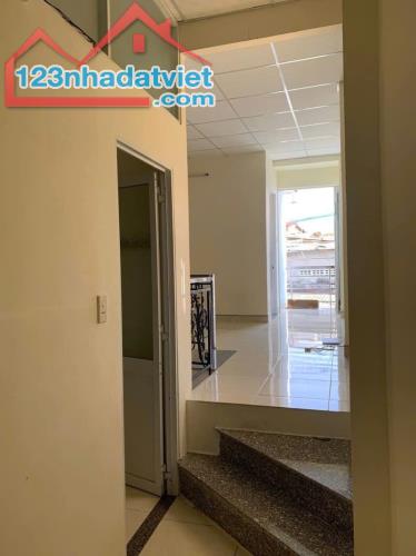 ♣ Nhà kiệt gần 3m  thẳng ra Nguyễn Như Hạnh, 52m2, 2 tầng cứng sạch, 2 tỷ.nhỉnh - 3