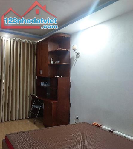 BÁN NHÀ 4 TẦNG PHỐ SÀI ĐỒNG – PHÂN LÔ, Ô TÔ TRÁNH – GIÁ 7 TỶ  Diện tích: 40m² | Giá: 7 Tỷ - 2