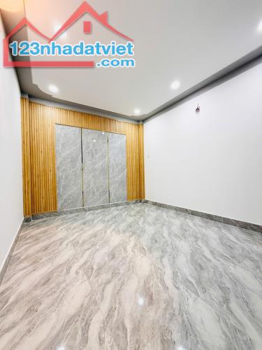 Bán nhà HXH, 50m2, đường Nguyễn Thị Kiểu, Quận 12, 2 tầng, giá 2 tỷ 450 còn thương lượng. - 3