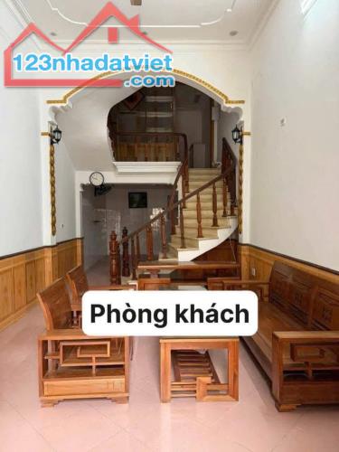 Bán nhà 3 tầng nguyễn chí thanh thành phố hải dương