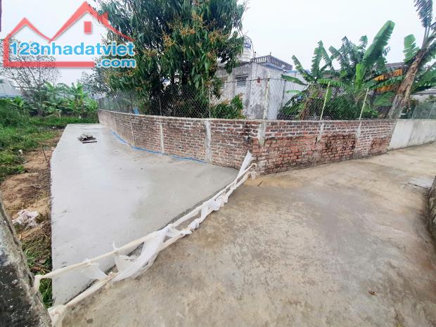 Bán đất xã Mỹ Trung 210m² mặt 12.2m giá chỉ 950 triệu ra lộc