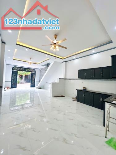 🏡 NHÀ 2 LẦU MỚI XÂY CỰC ĐẸP cuối đường Đồng Khởi Biên Hòa - 2