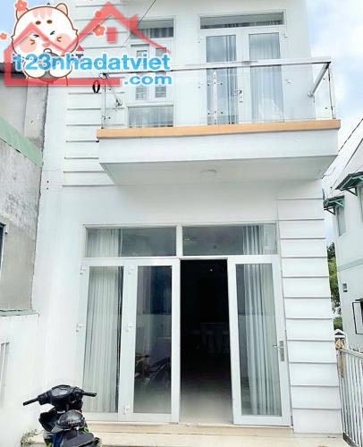 Nhà Lầu góc 2 MT P. Thống Nhất, BH. 81m2, Gần Khu Văn Hoa ViLLas. Giá chỉ 3,6tỷ TL - 1