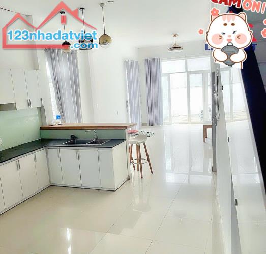 Nhà Lầu góc 2 MT P. Thống Nhất, BH. 81m2, Gần Khu Văn Hoa ViLLas. Giá chỉ 3,6tỷ TL - 3