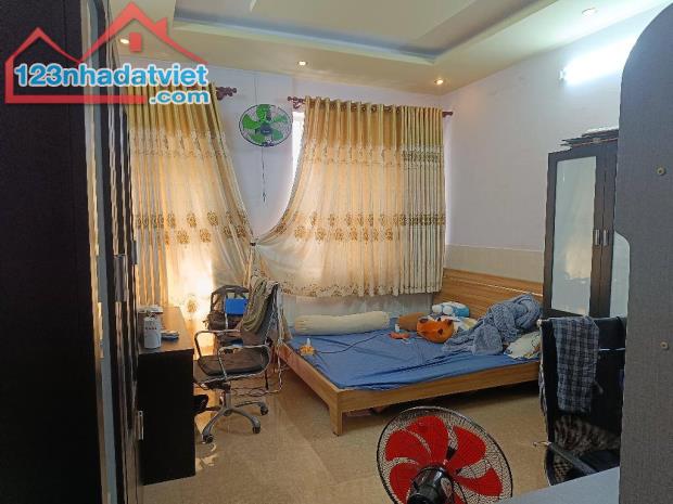 Bán nhà Mặt tiền nội bộ An Dương Vương - An Lạc, Bình Tân, 72m2 - 4 tầng - 6,8 tỷ - 4