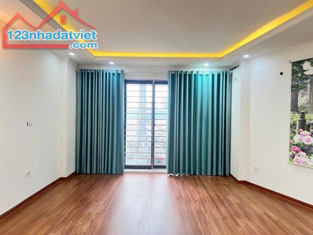 Bán nhà Định Công 6 tầng thang máy ô tô đỗ cổng 38.5 m2 nhỉnh 6 tỷ - 2