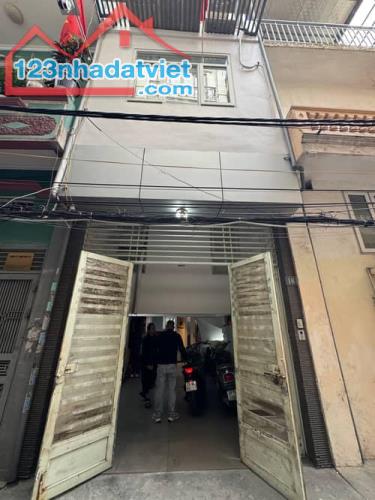 "Bán nhà phố Kim Ngưu, Hai Bà Trưng 65m, 4 tầng, Giá: 17 tỷ. LH: 0937158386 - 1