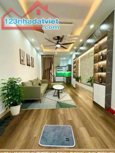 Ngõ 622 Minh Khai 30m2 5 tầng . Giá 5,95 tỷ - 1