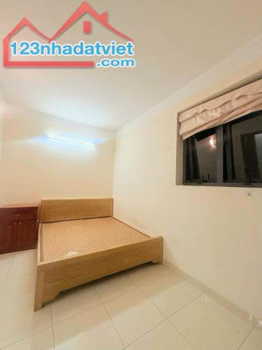 Nhà đẹp Đê La Thành 21m2 x 4 tầng, mt 3.5m2, 3 ngủ, ngõ thông kinh doanh, lô góc 2 thoáng. - 1