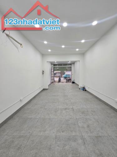 Bán nhanh nhà mặt phố Trường Lâm Long Biên 70m 3T MT4.1m giá 20 tỷ vỉa hè kinh doanh - 4