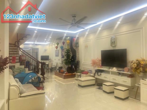 15 tỳ TT Ba Đình - ô tô vào nhà - 54m - MT 5m - gần Lăng Bác - 1