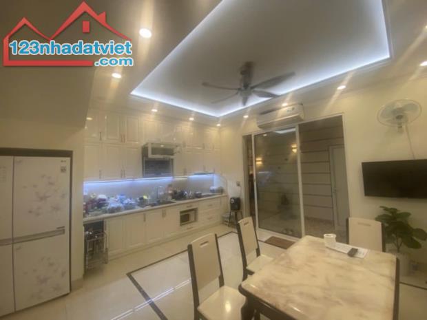 15 tỳ TT Ba Đình - ô tô vào nhà - 54m - MT 5m - gần Lăng Bác - 2
