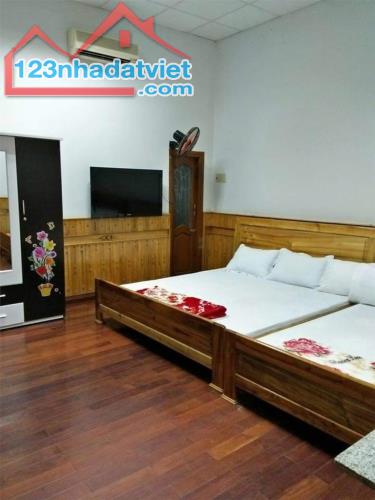 NHÀ  ĐẸP - GIÁ TỐT-  Chính Chủ Bán Nhà Vị Trí Đắc Địa Trung Tâm Thị Xã Ninh Hòa - 4