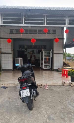 Con Dại Cái mang Cần bán nhanh Cănnhà ở Hoà Lợi An Hoà Trang Bàng 550tr Sổ Hồn Riêng 185m2 - 1