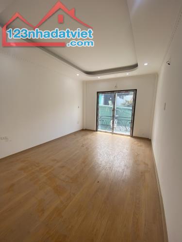 BÁN NHÀ 5 TẦNG GIANG LẺ, BIÊN GIANG – 33M² – NGÕ 3M – CÁCH QL6 CHỈ 200M – CẦU MAI LĨNH 700 - 4